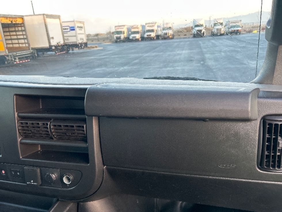 Light Duty Box Truck-Light and Medium Duty Trucks-GMC-2021-Savana G33903-Boise-ID-111,184\n\t\tmiles-$ 29,750 - Image 21