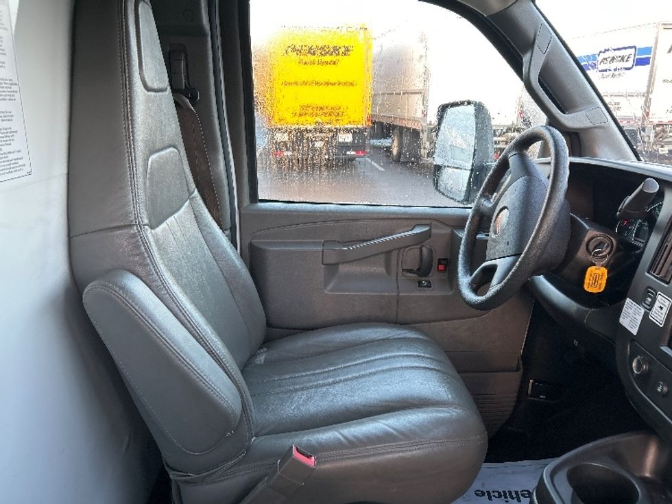 Light Duty Box Truck-Light and Medium Duty Trucks-GMC-2021-Savana G33903-Boise-ID-111,184\n\t\tmiles-$ 29,750 - Image 22