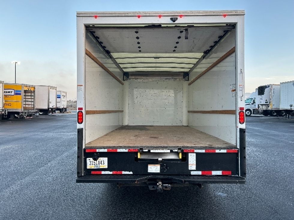 Light Duty Box Truck-Light and Medium Duty Trucks-GMC-2021-Savana G33903-Boise-ID-111,184\n\t\tmiles-$ 29,750 - Image 9