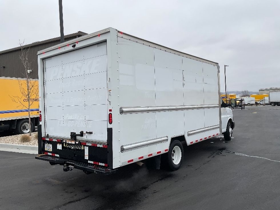 Light Duty Box Truck-Light and Medium Duty Trucks-GMC-2021-Savana G33903-Boise-ID-113,800\n\t\tmiles-$ 29,250 - Image 13