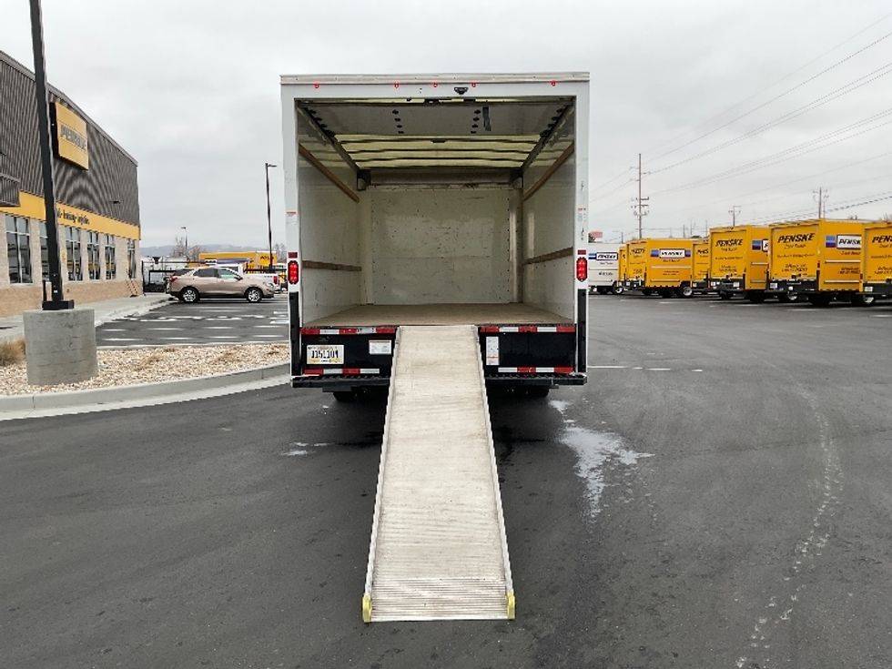 Light Duty Box Truck-Light and Medium Duty Trucks-GMC-2021-Savana G33903-Boise-ID-113,800\n\t\tmiles-$ 29,250 - Image 9