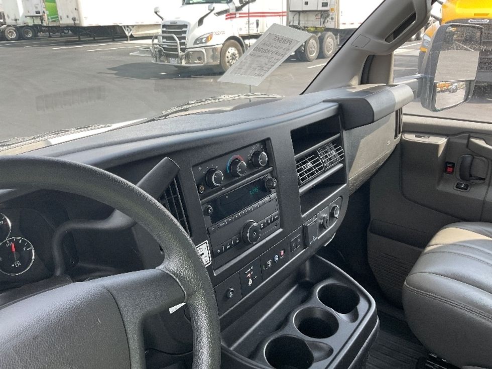 Light Duty Box Truck-Light and Medium Duty Trucks-GMC-2021-Savana G33903-Boise-ID-47,152\n\t\tmiles-$ 37,250 - Image 17