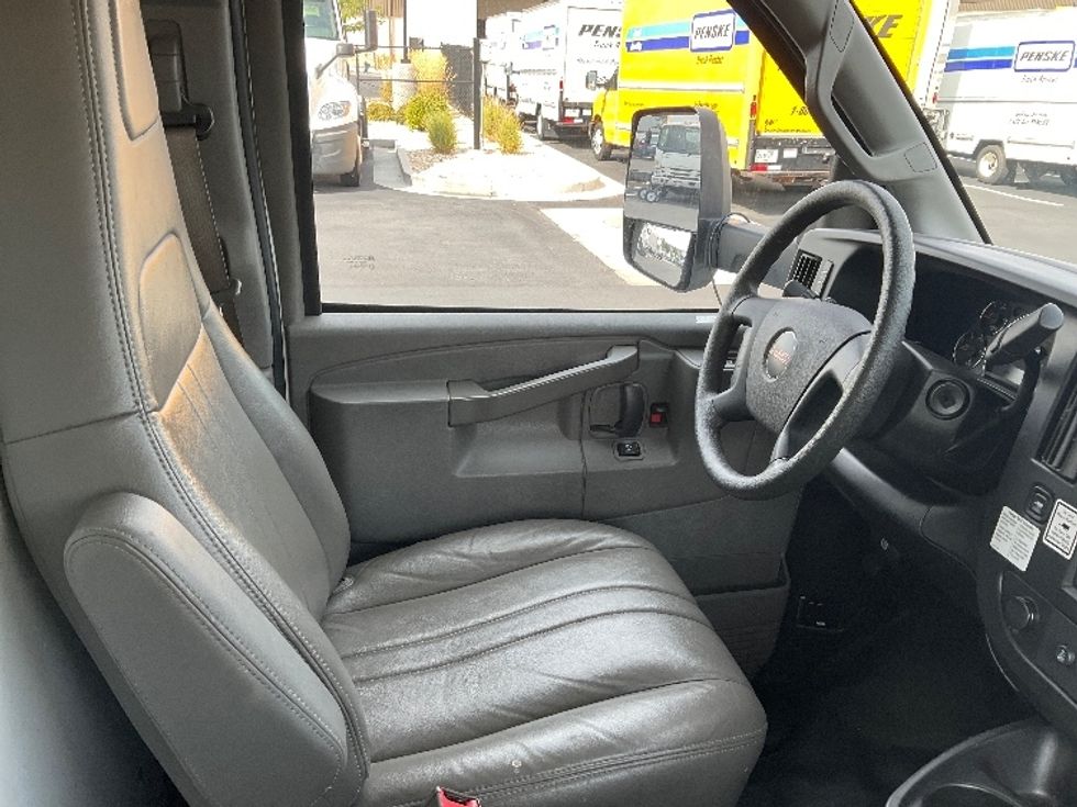 Light Duty Box Truck-Light and Medium Duty Trucks-GMC-2021-Savana G33903-Boise-ID-47,152\n\t\tmiles-$ 37,250 - Image 22