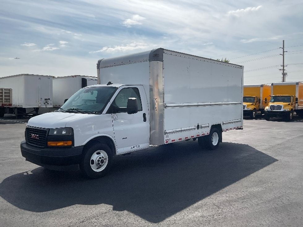Light Duty Box Truck-Light and Medium Duty Trucks-GMC-2021-Savana G33903-Boise-ID-47,152\n\t\tmiles-$ 37,250 - Image 3