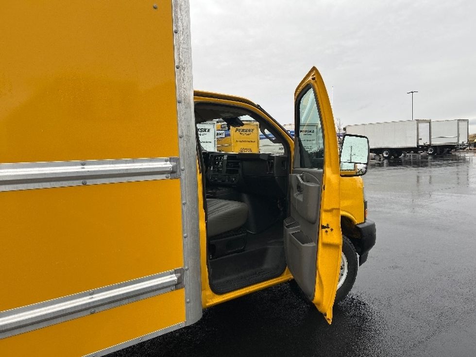 Light Duty Box Truck-Light and Medium Duty Trucks-GMC-2021-Savana G33903-Boise-ID-85,792\n\t\tmiles-$ 29,500 - Image 20