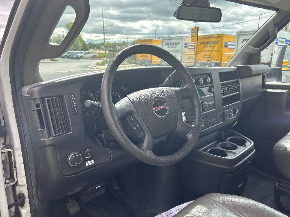 Light Duty Box Truck-Light and Medium Duty Trucks-GMC-2021-Savana G33903-Boise-ID-92,335\n\t\tmiles-$ 30,500 - Image 17
