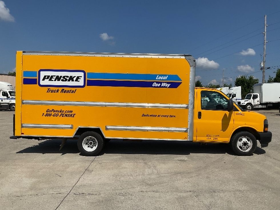 Light Duty Box Truck-Light and Medium Duty Trucks-GMC-2021-Savana G33903-Bowling Green-KY-77,926\n\t\tmiles-$ 26,750 - Image 15