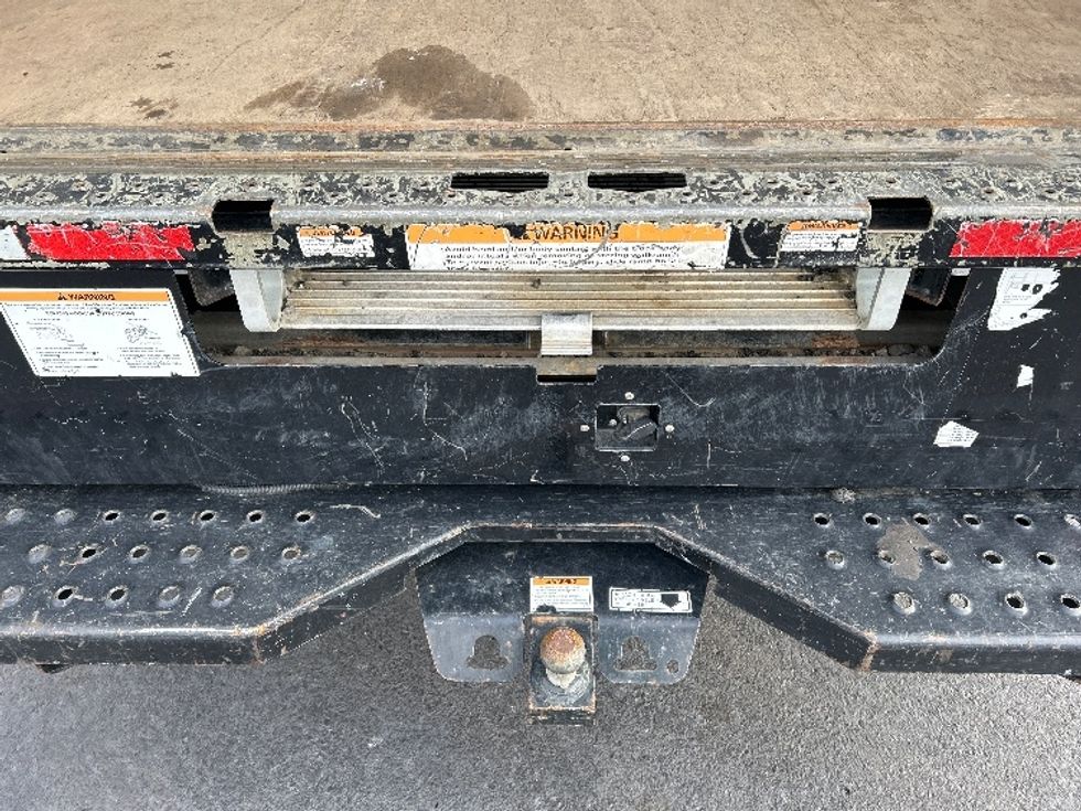 Light Duty Box Truck-Light and Medium Duty Trucks-GMC-2021-Savana G33903-Braintree-MA-100,199\n\t\tmiles-$ 27,750 - Image 10