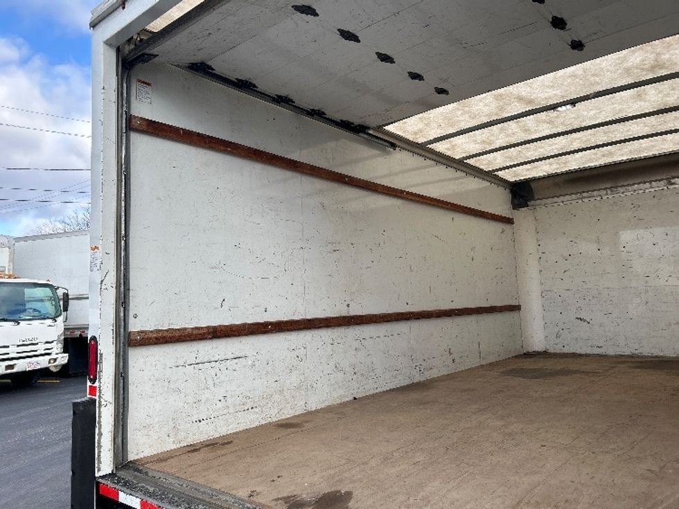 Light Duty Box Truck-Light and Medium Duty Trucks-GMC-2021-Savana G33903-Braintree-MA-100,199\n\t\tmiles-$ 27,750 - Image 11