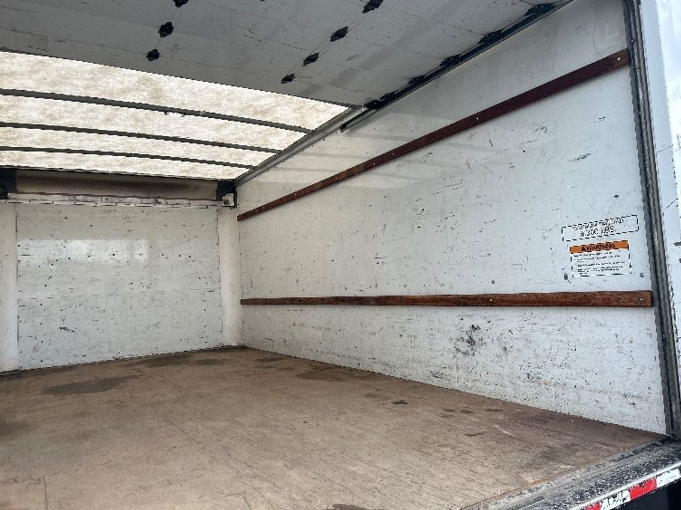 Light Duty Box Truck-Light and Medium Duty Trucks-GMC-2021-Savana G33903-Braintree-MA-100,199\n\t\tmiles-$ 27,750 - Image 12