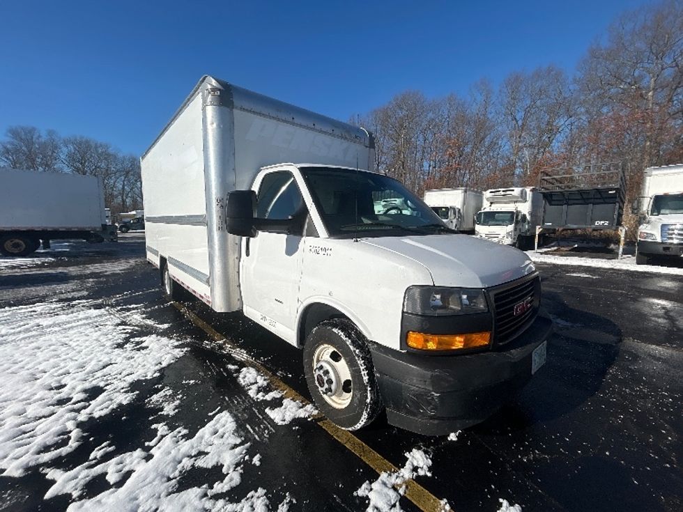 Light Duty Box Truck-Light and Medium Duty Trucks-GMC-2021-Savana G33903-Braintree-MA-102,149\n\t\tmiles-$ 27,500 - Image 1