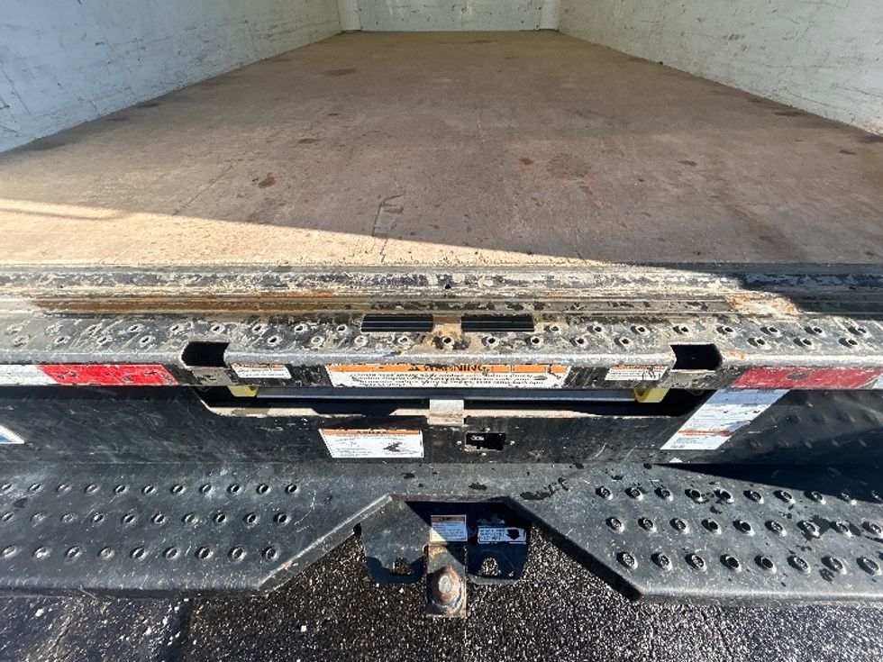 Light Duty Box Truck-Light and Medium Duty Trucks-GMC-2021-Savana G33903-Braintree-MA-102,149\n\t\tmiles-$ 27,500 - Image 10