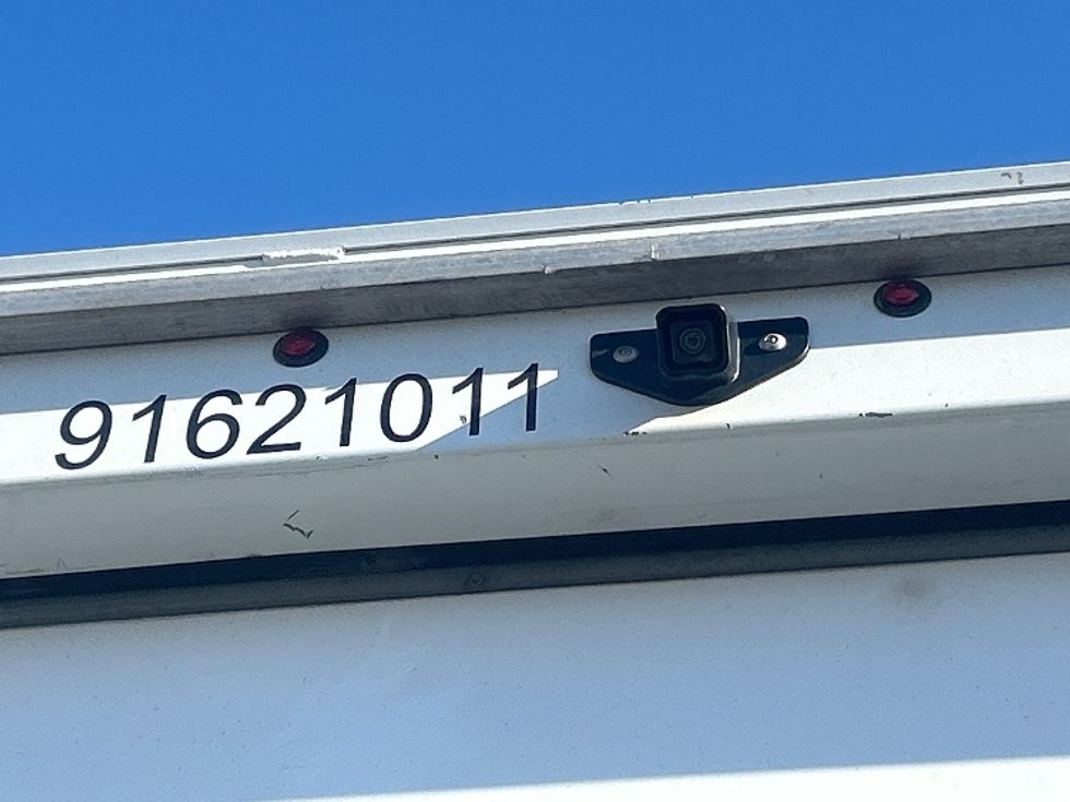 Light Duty Box Truck-Light and Medium Duty Trucks-GMC-2021-Savana G33903-Braintree-MA-102,149\n\t\tmiles-$ 27,500 - Image 25