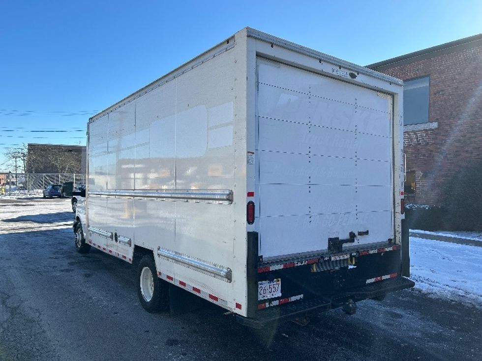 Light Duty Box Truck-Light and Medium Duty Trucks-GMC-2021-Savana G33903-Braintree-MA-104,905\n\t\tmiles-$ 27,250 - Image 6