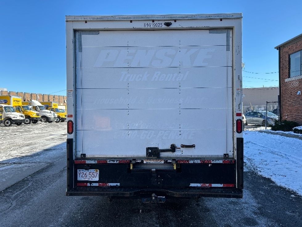 Light Duty Box Truck-Light and Medium Duty Trucks-GMC-2021-Savana G33903-Braintree-MA-104,905\n\t\tmiles-$ 27,250 - Image 7