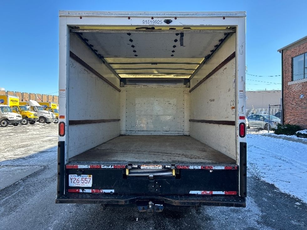 Light Duty Box Truck-Light and Medium Duty Trucks-GMC-2021-Savana G33903-Braintree-MA-104,905\n\t\tmiles-$ 27,250 - Image 8