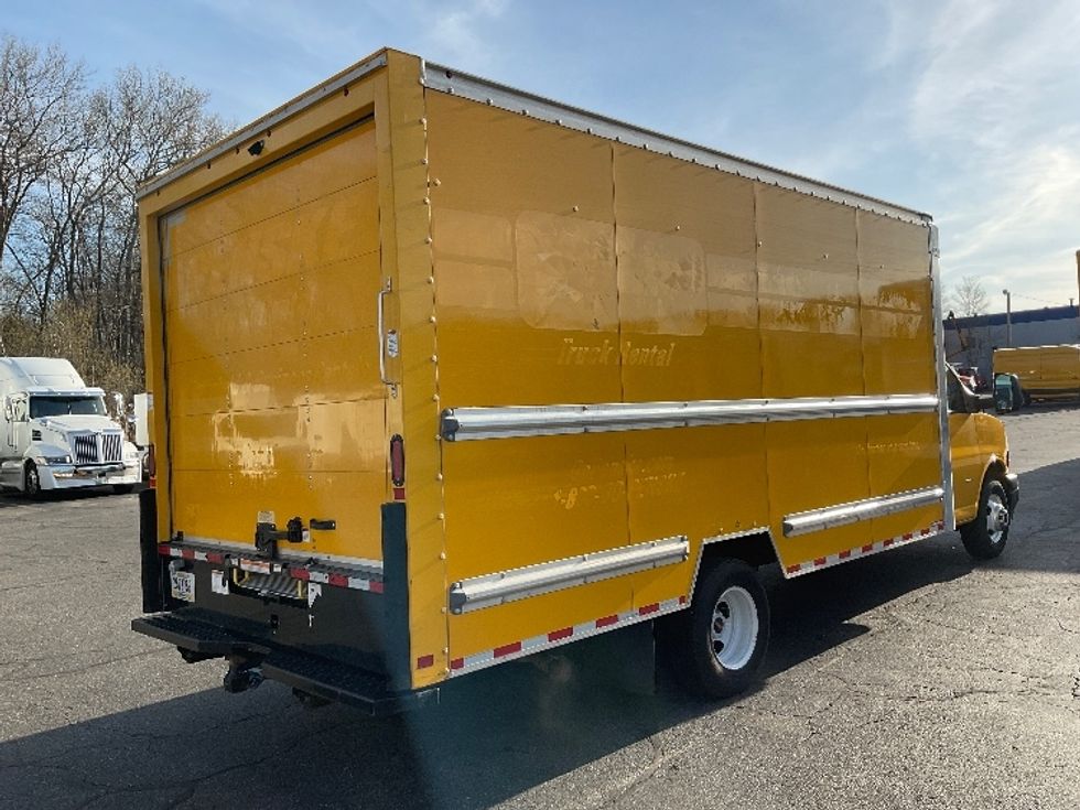 Light Duty Box Truck-Light and Medium Duty Trucks-GMC-2021-Savana G33903-Braintree-MA-108,257\n\t\tmiles-$ 24,250 - Image 13