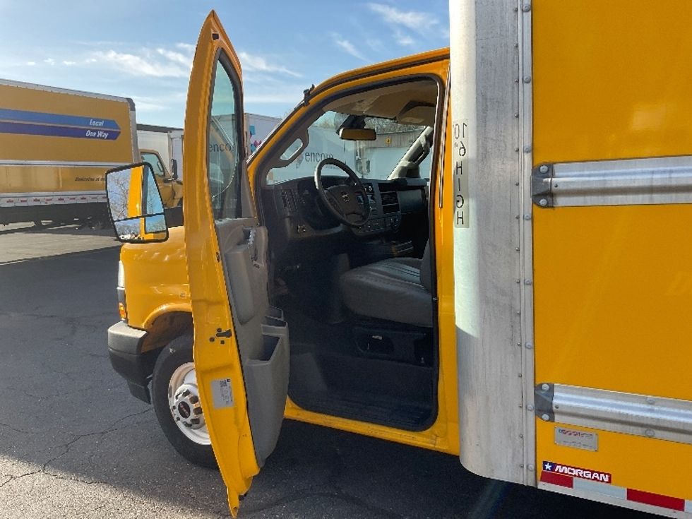 Light Duty Box Truck-Light and Medium Duty Trucks-GMC-2021-Savana G33903-Braintree-MA-108,257\n\t\tmiles-$ 24,250 - Image 16