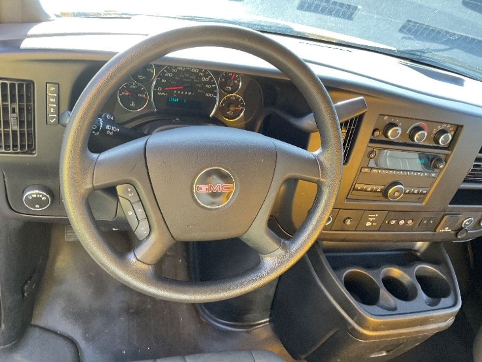 Light Duty Box Truck-Light and Medium Duty Trucks-GMC-2021-Savana G33903-Braintree-MA-108,257\n\t\tmiles-$ 24,250 - Image 18