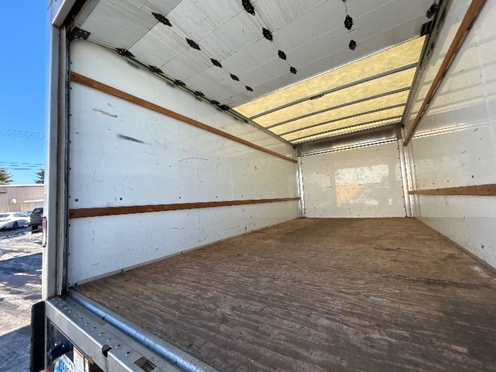 Light Duty Box Truck-Light and Medium Duty Trucks-GMC-2021-Savana G33903-Braintree-MA-112,467\n\t\tmiles-$ 26,500 - Image 11