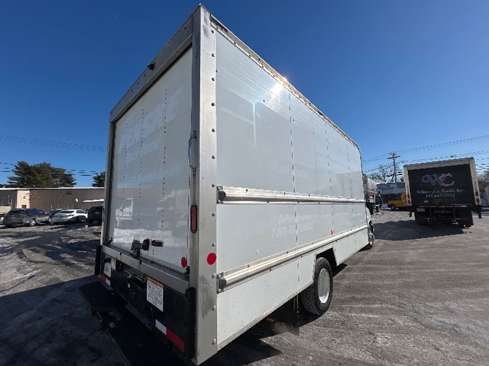 Light Duty Box Truck-Light and Medium Duty Trucks-GMC-2021-Savana G33903-Braintree-MA-112,467\n\t\tmiles-$ 26,500 - Image 13