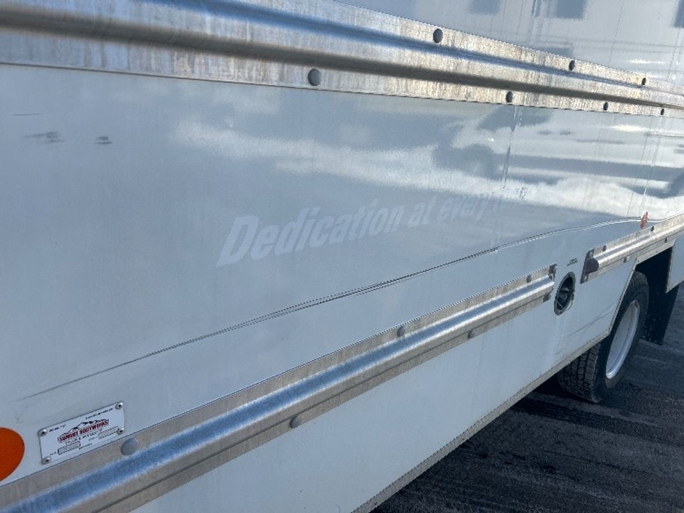 Light Duty Box Truck-Light and Medium Duty Trucks-GMC-2021-Savana G33903-Braintree-MA-112,467\n\t\tmiles-$ 26,500 - Image 27