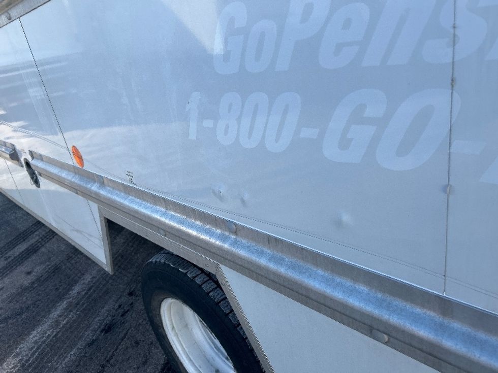 Light Duty Box Truck-Light and Medium Duty Trucks-GMC-2021-Savana G33903-Braintree-MA-112,467\n\t\tmiles-$ 26,500 - Image 28