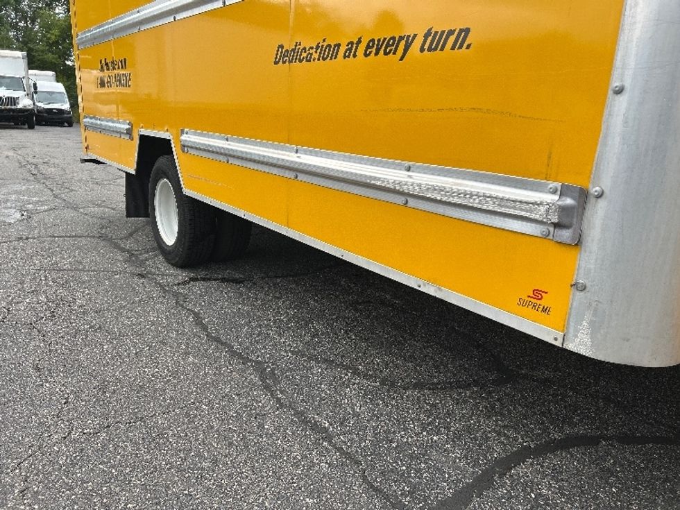 Light Duty Box Truck-Light and Medium Duty Trucks-GMC-2021-Savana G33903-Braintree-MA-116,856\n\t\tmiles-$ 20,500 - Image 14