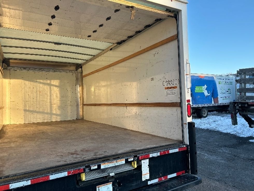 Light Duty Box Truck-Light and Medium Duty Trucks-GMC-2021-Savana G33903-Braintree-MA-120,978\n\t\tmiles-$ 25,500 - Image 12