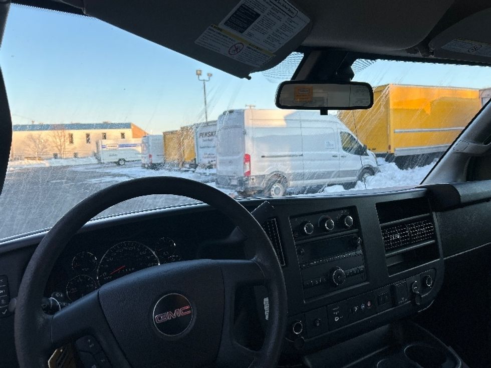 Light Duty Box Truck-Light and Medium Duty Trucks-GMC-2021-Savana G33903-Braintree-MA-120,978\n\t\tmiles-$ 25,500 - Image 18