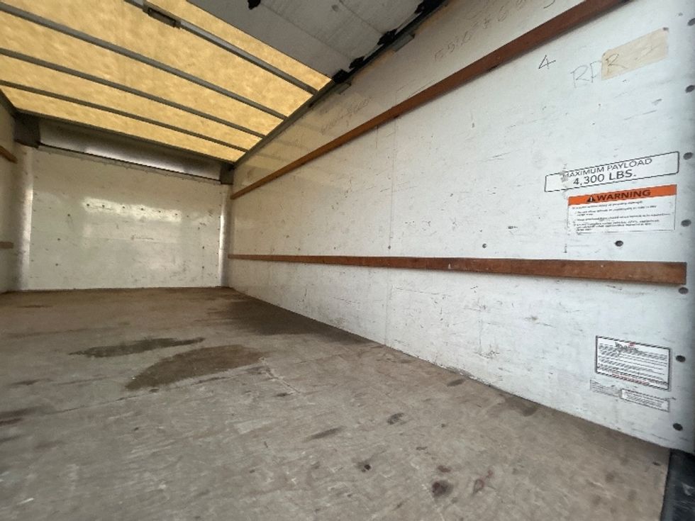 Light Duty Box Truck-Light and Medium Duty Trucks-GMC-2021-Savana G33903-Braintree-MA-86,870\n\t\tmiles-$ 26,250 - Image 12