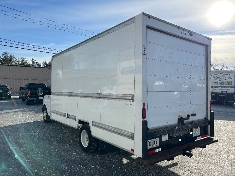 Light Duty Box Truck-Light and Medium Duty Trucks-GMC-2021-Savana G33903-Braintree-MA-90,400\n\t\tmiles-$ 28,750 - Image 6