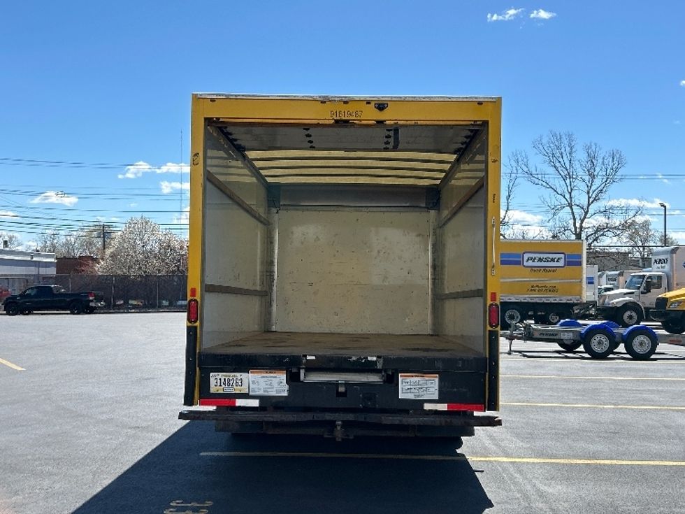 Light Duty Box Truck-Light and Medium Duty Trucks-GMC-2021-Savana G33903-Braintree-MA-97,323\n\t\tmiles-$ 24,500 - Image 9