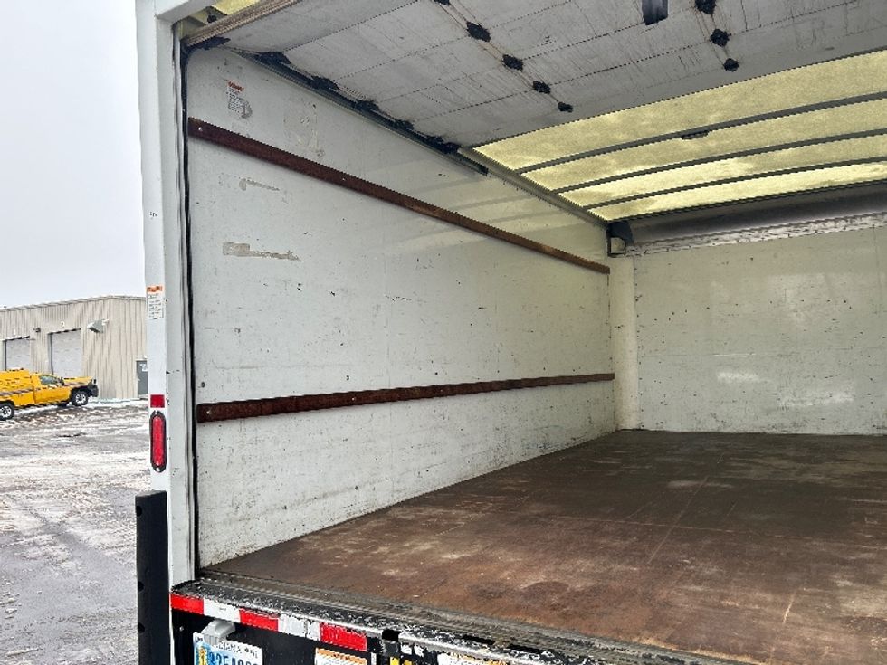 Light Duty Box Truck-Light and Medium Duty Trucks-GMC-2021-Savana G33903-Brooklyn Park-MN-106,122\n\t\tmiles-$ 29,250 - Image 10