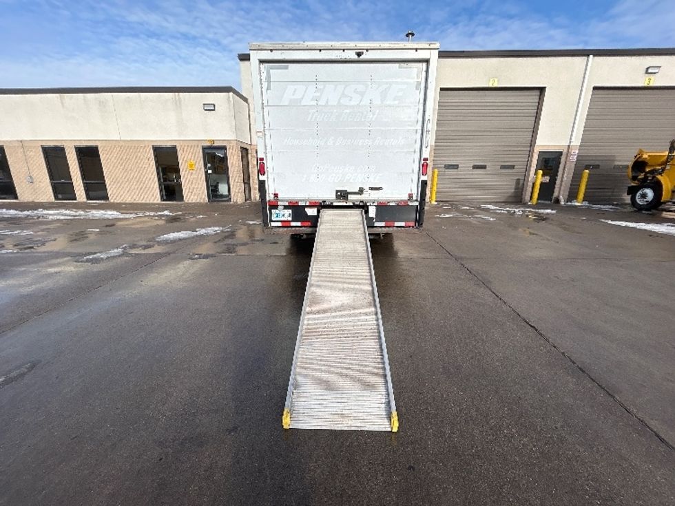 Light Duty Box Truck-Light and Medium Duty Trucks-GMC-2021-Savana G33903-Brooklyn Park-MN-106,122\n\t\tmiles-$ 29,250 - Image 21