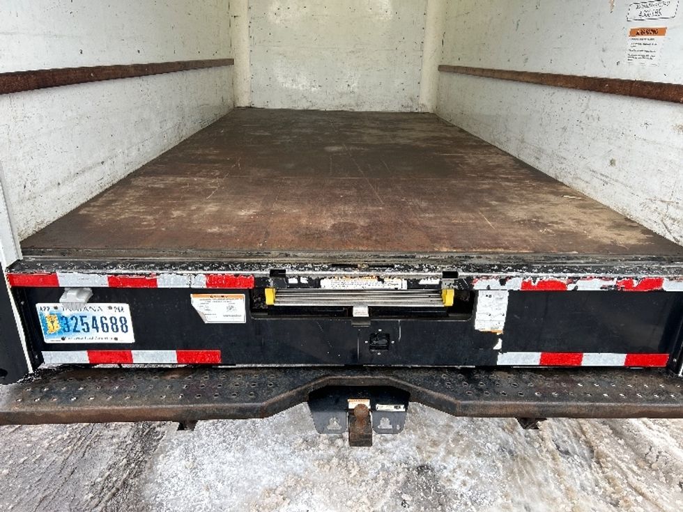 Light Duty Box Truck-Light and Medium Duty Trucks-GMC-2021-Savana G33903-Brooklyn Park-MN-106,122\n\t\tmiles-$ 29,250 - Image 9
