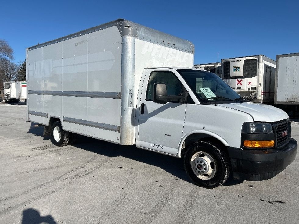 Light Duty Box Truck-Light and Medium Duty Trucks-GMC-2021-Savana G33903-Brooklyn Park-MN-107,240\n\t\tmiles-$ 29,000 - Image 1