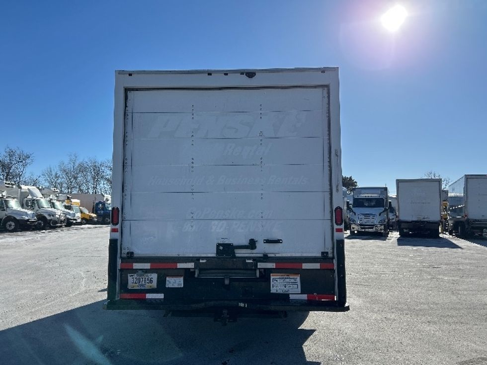 Light Duty Box Truck-Light and Medium Duty Trucks-GMC-2021-Savana G33903-Brooklyn Park-MN-107,240\n\t\tmiles-$ 29,000 - Image 7