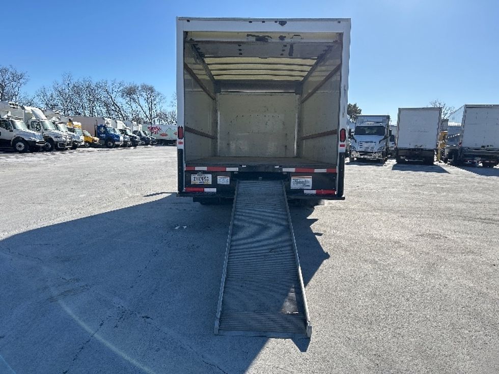 Light Duty Box Truck-Light and Medium Duty Trucks-GMC-2021-Savana G33903-Brooklyn Park-MN-107,240\n\t\tmiles-$ 29,000 - Image 9