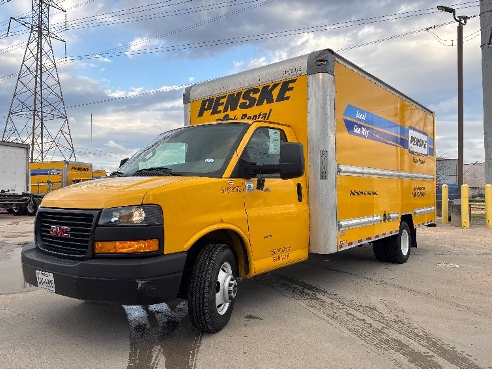 Light Duty Box Truck-Light and Medium Duty Trucks-GMC-2021-Savana G33903-Brooklyn Park-MN-69,598\n\t\tmiles-$ 30,000 - Image 3