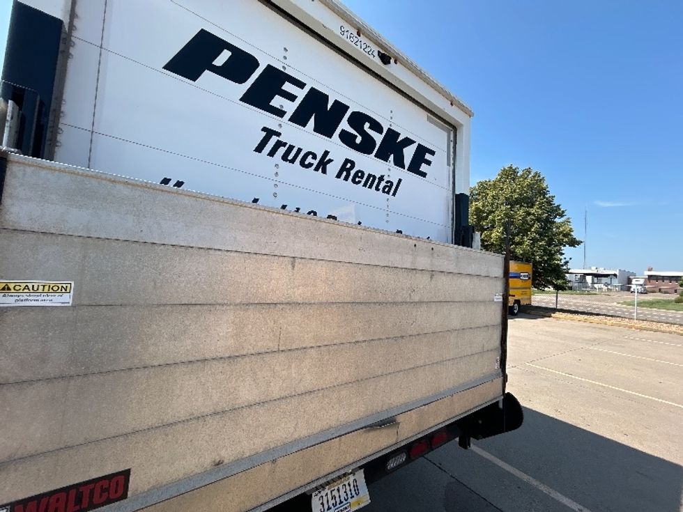 Light Duty Box Truck-Light and Medium Duty Trucks-GMC-2021-Savana G33903-Brooklyn Park-MN-75,059\n\t\tmiles-$ 33,250 - Image 12