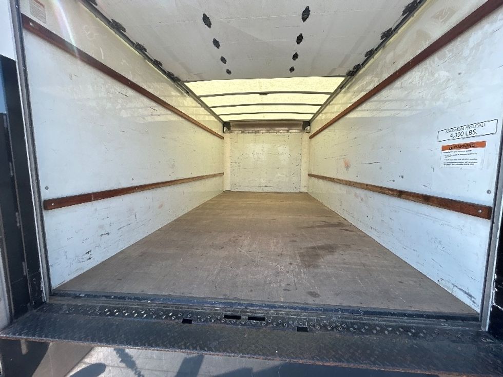 Light Duty Box Truck-Light and Medium Duty Trucks-GMC-2021-Savana G33903-Brooklyn Park-MN-75,059\n\t\tmiles-$ 33,250 - Image 8