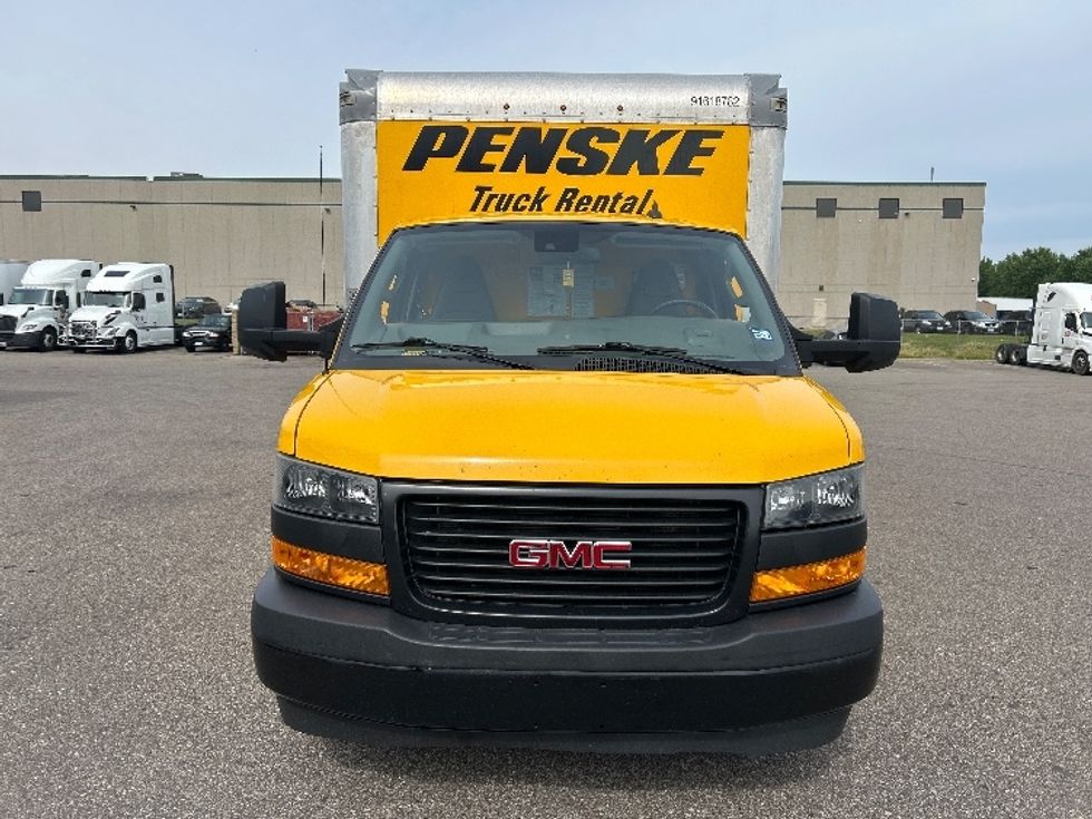Light Duty Box Truck-Light and Medium Duty Trucks-GMC-2021-Savana G33903-Brooklyn Park-MN-77,759\n\t\tmiles-$ 28,000 - Image 2