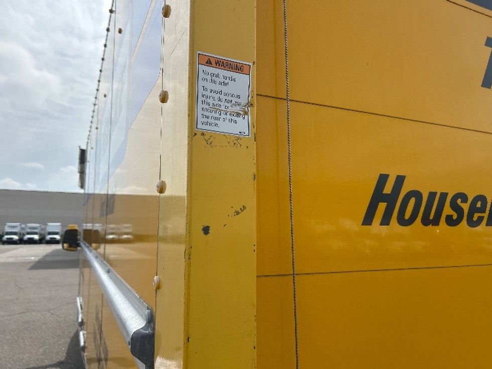 Light Duty Box Truck-Light and Medium Duty Trucks-GMC-2021-Savana G33903-Brooklyn Park-MN-77,759\n\t\tmiles-$ 28,000 - Image 27