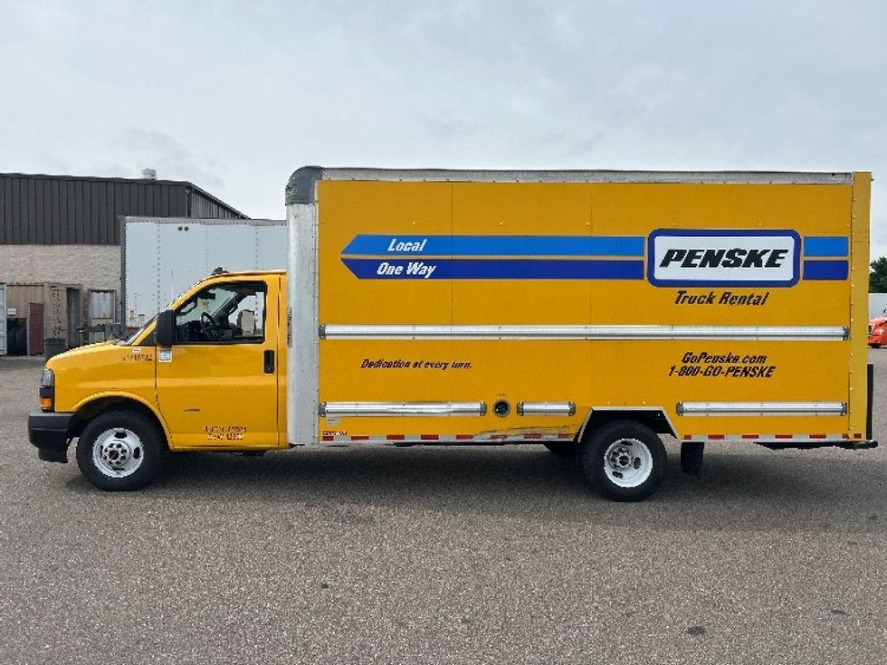 Light Duty Box Truck-Light and Medium Duty Trucks-GMC-2021-Savana G33903-Brooklyn Park-MN-77,759\n\t\tmiles-$ 28,000 - Image 4