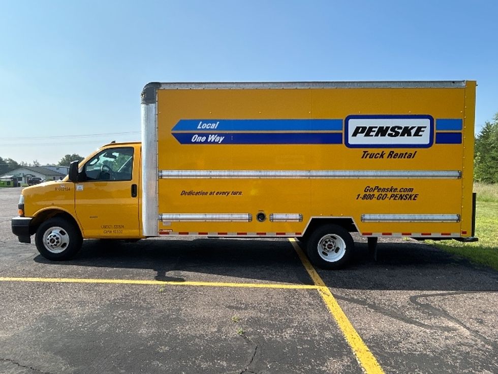 Light Duty Box Truck-Light and Medium Duty Trucks-GMC-2021-Savana G33903-Brooklyn Park-MN-79,320\n\t\tmiles-$ 27,750 - Image 4