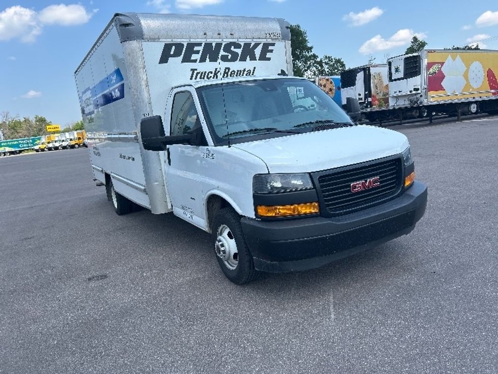 Light Duty Box Truck-Light and Medium Duty Trucks-GMC-2021-Savana G33903-Brooklyn Park-MN-80,616\n\t\tmiles-$ 32,250 - Image 1