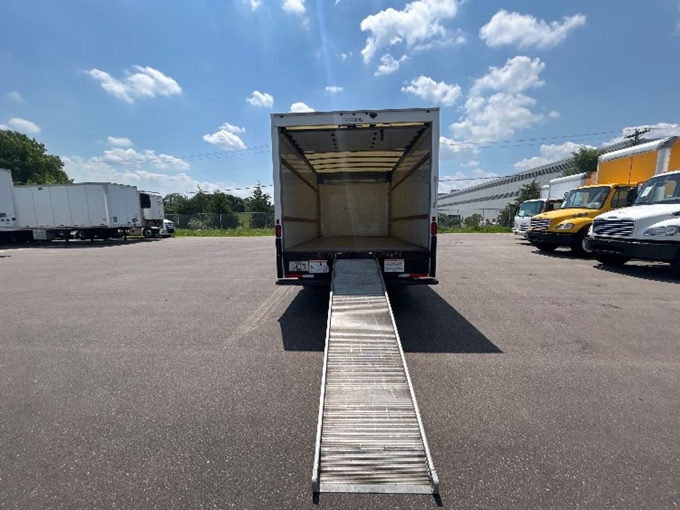 Light Duty Box Truck-Light and Medium Duty Trucks-GMC-2021-Savana G33903-Brooklyn Park-MN-80,616\n\t\tmiles-$ 32,250 - Image 9