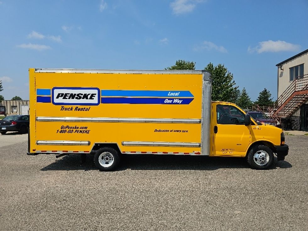 Light Duty Box Truck-Light and Medium Duty Trucks-GMC-2021-Savana G33903-Brooklyn Park-MN-91,373\n\t\tmiles-$ 28,000 - Image 15
