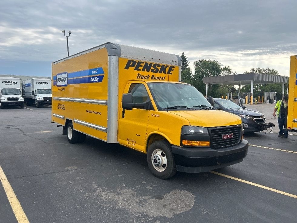 Light Duty Box Truck-Light and Medium Duty Trucks-GMC-2021-Savana G33903-Brooklyn Park-MN-96,167\n\t\tmiles-$ 26,750 - Image 1